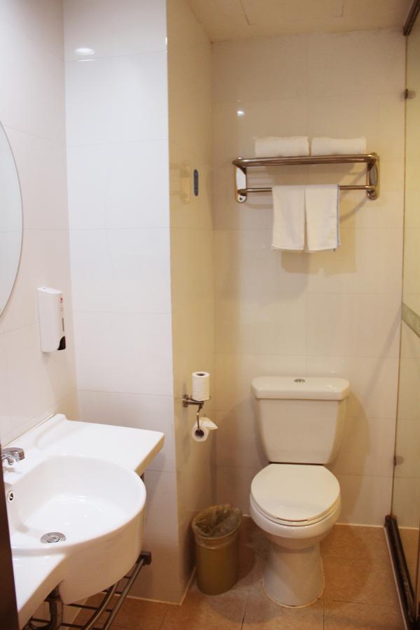 Hanting Express Nantong Sports Convention And Exhibition Center Kamer foto